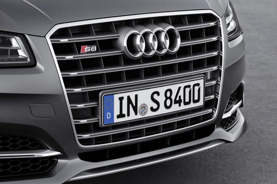 Детали экстерьера Audi S8 (D4) 2013 года  (WW) (фото 34 из 38)